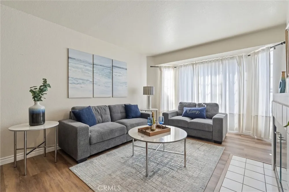 1751 E 68th #12 Long Beach, CA 90805