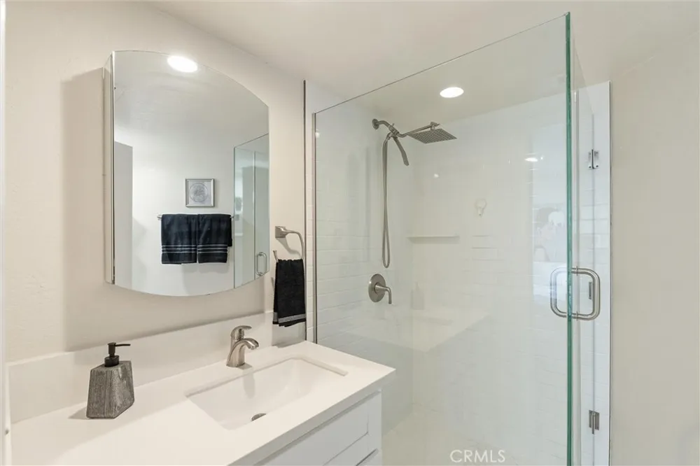 1751 E 68th #12 Long Beach, CA 90805
