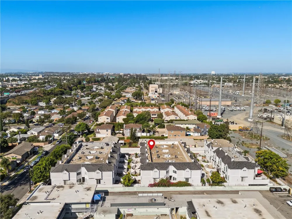 1751 E 68th #12 Long Beach, CA 90805