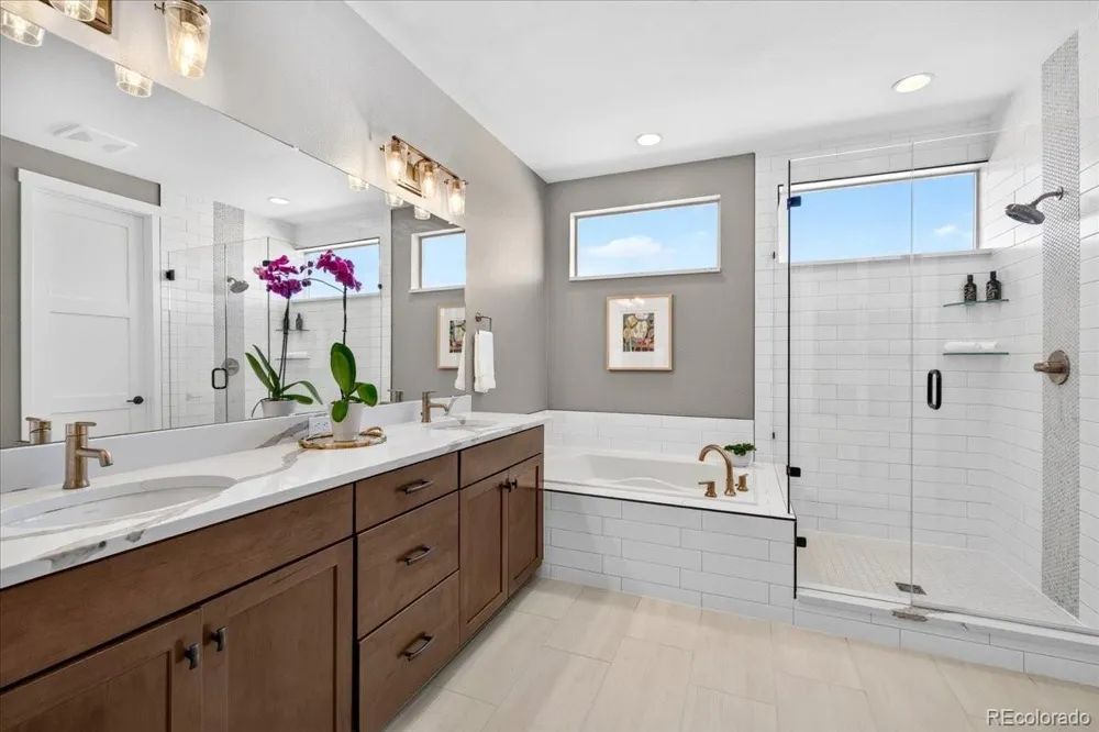 18361 W 95th Place Arvada, CO 80007