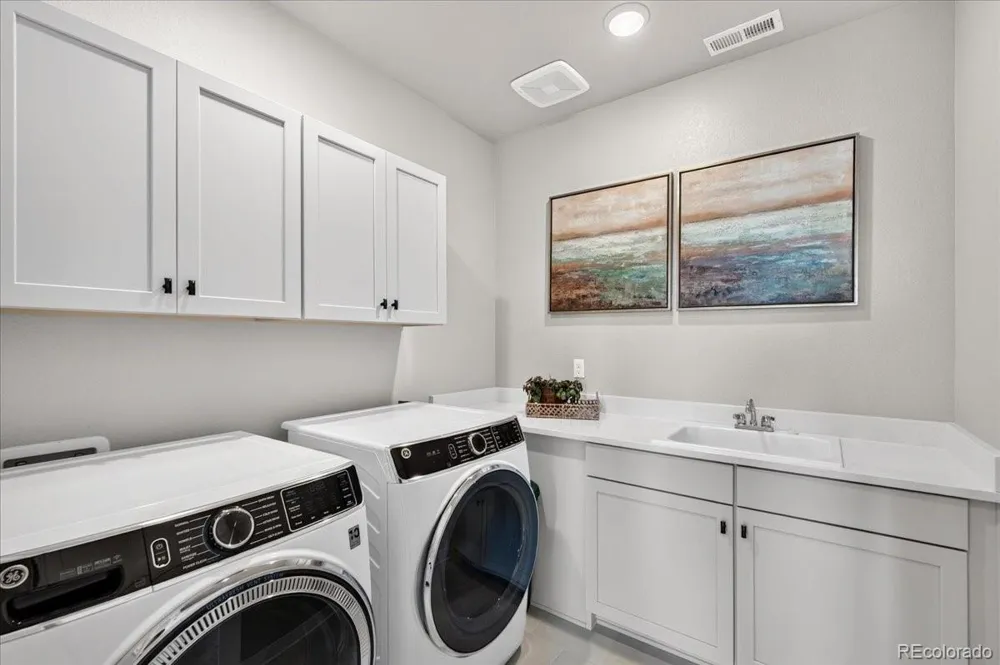 18361 W 95th Place Arvada, CO 80007