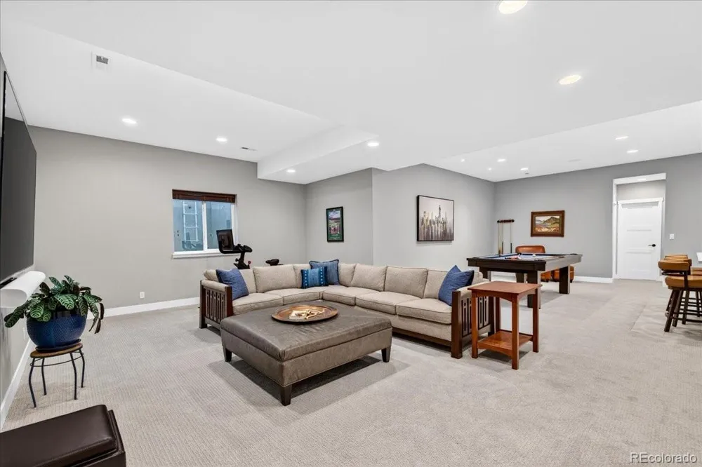 18361 W 95th Place Arvada, CO 80007