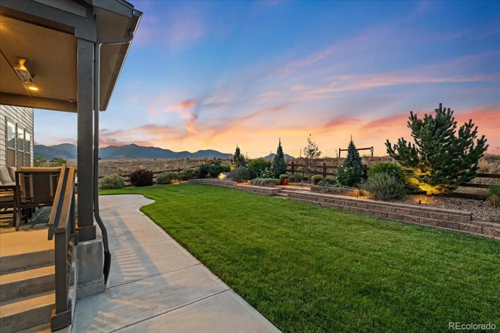 18361 W 95th Place Arvada, CO 80007