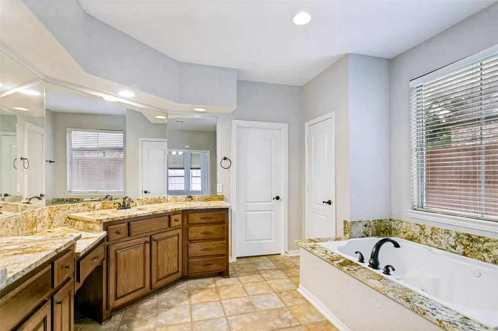 2208 Scenic Drive Plano, TX 75025