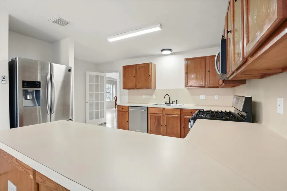 2914 Glen Cullen Lane Pearland, TX 77584