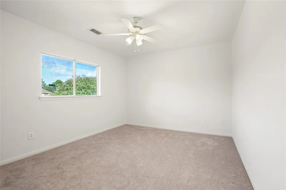 2914 Glen Cullen Lane Pearland, TX 77584