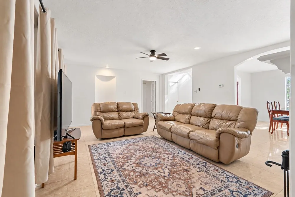 2914 Glen Cullen Lane Pearland, TX 77584