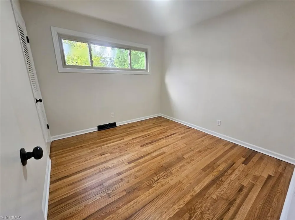 2509 Larkspur Drive Greensboro, NC 27405
