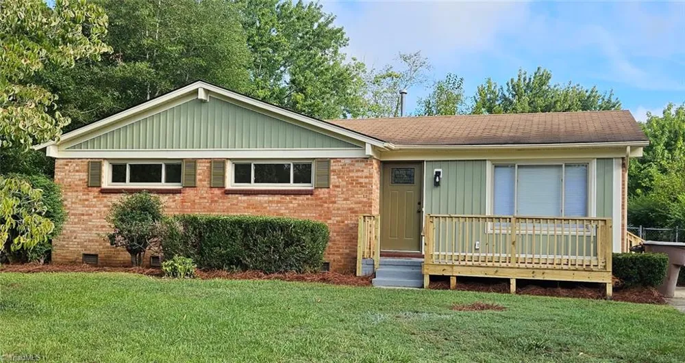 2509 Larkspur Drive Greensboro, NC 27405