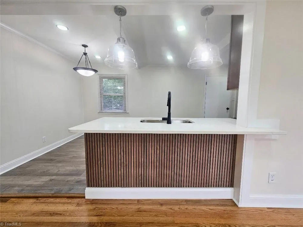 2509 Larkspur Drive Greensboro, NC 27405
