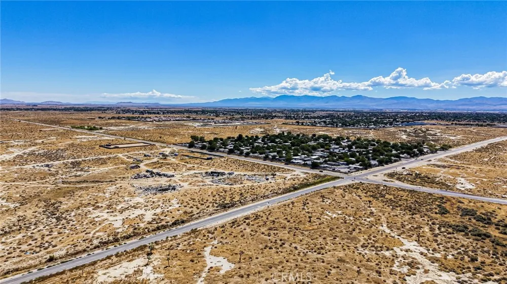 47004 Challenger Way Lancaster, CA 93535
