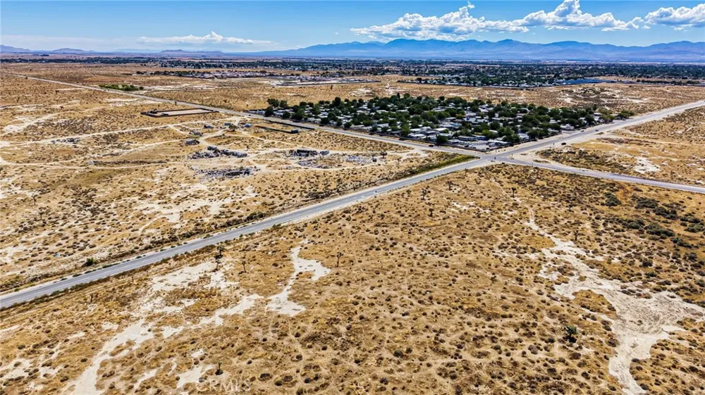47004 Challenger Way Lancaster, CA 93535