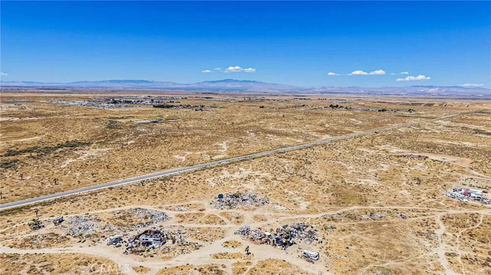 47004 Challenger Way Lancaster, CA 93535