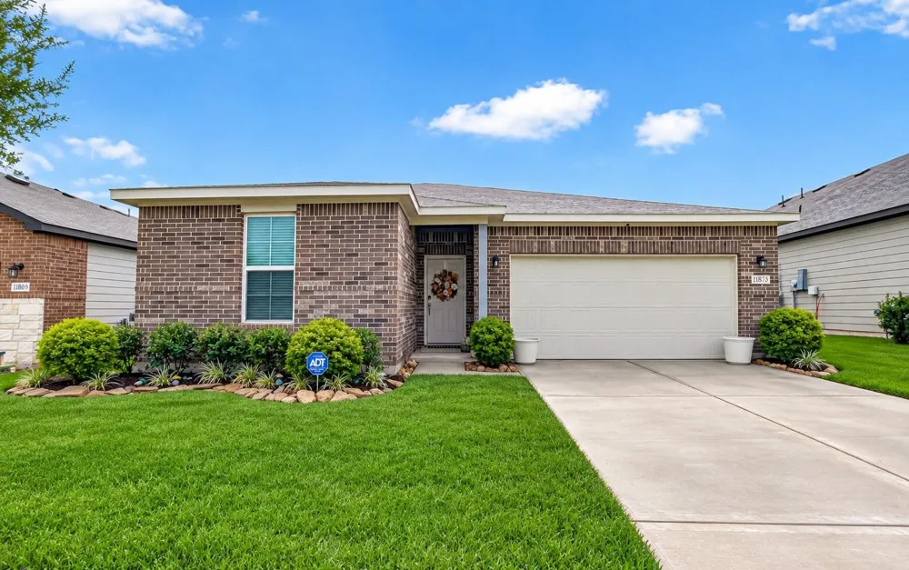 11873 Whirlaway Drive Willis, TX 77318