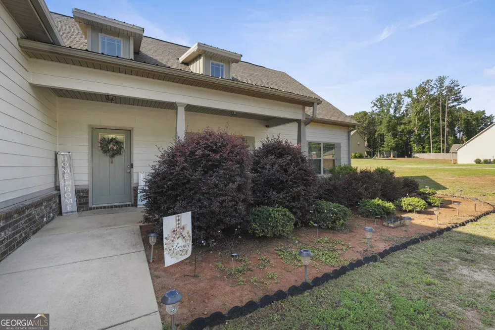 1202 Coldwater CT Griffin, GA 30224