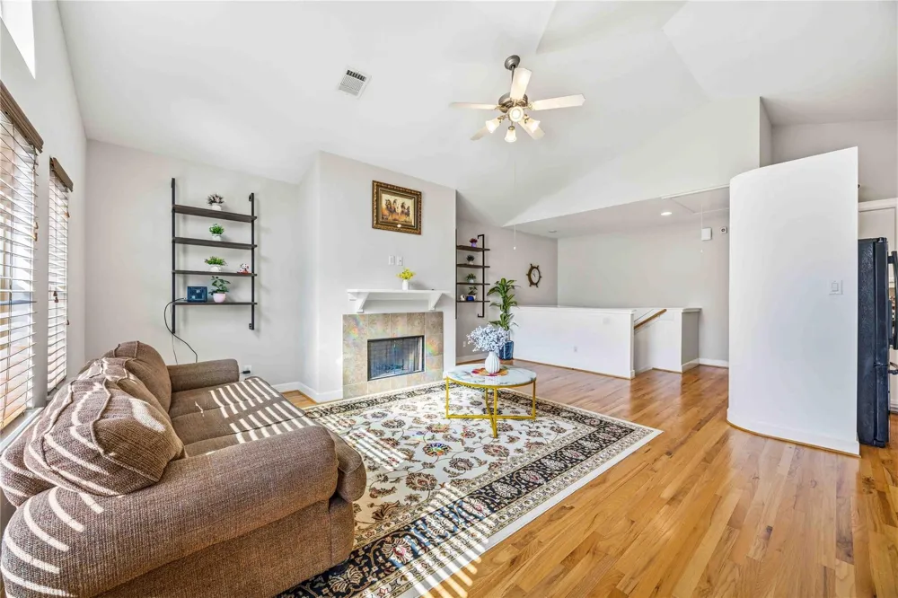 3635 Main Plaza Drive Houston, TX 77025