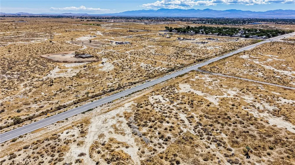 47712 Challenger Way Lancaster, CA 93535