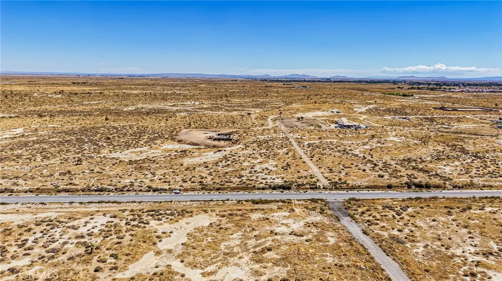 47712 Challenger Way Lancaster, CA 93535