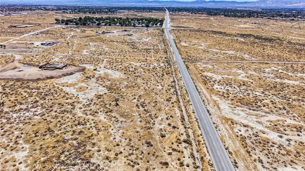 47712 Challenger Way Lancaster, CA 93535