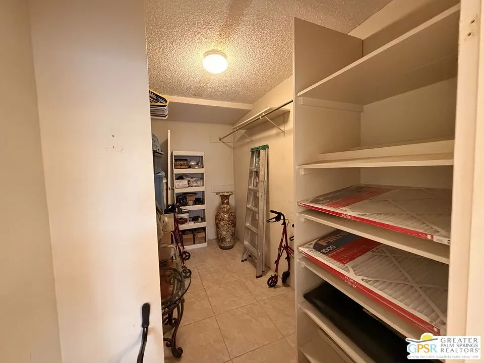 1163 Calle Marcus Palm Springs, CA 92262