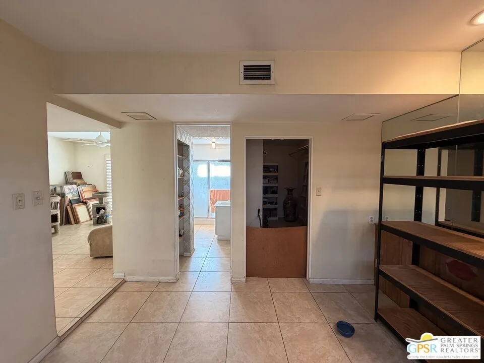 1163 Calle Marcus Palm Springs, CA 92262