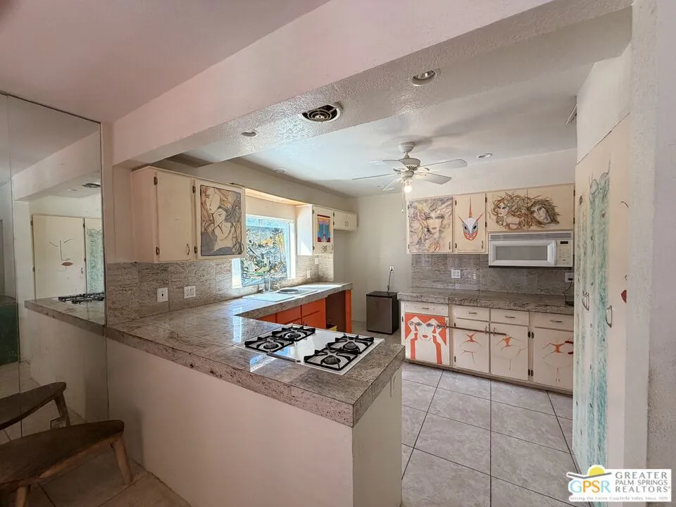 1163 Calle Marcus Palm Springs, CA 92262