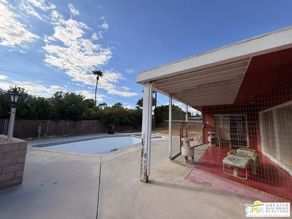 1163 Calle Marcus Palm Springs, CA 92262