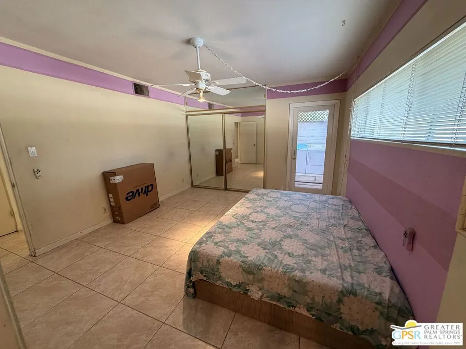 1163 Calle Marcus Palm Springs, CA 92262