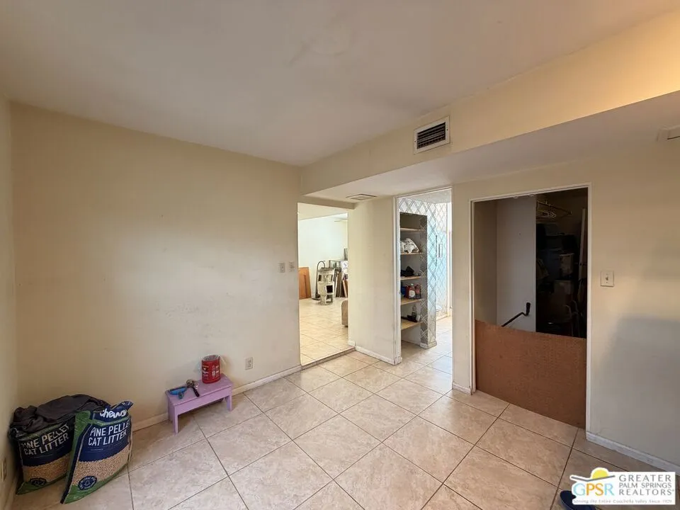 1163 Calle Marcus Palm Springs, CA 92262