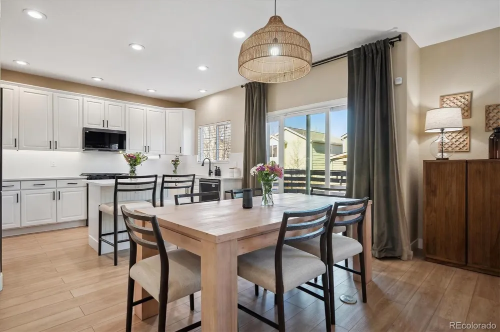 1099 Thornbury Place Highlands Ranch, CO 80129