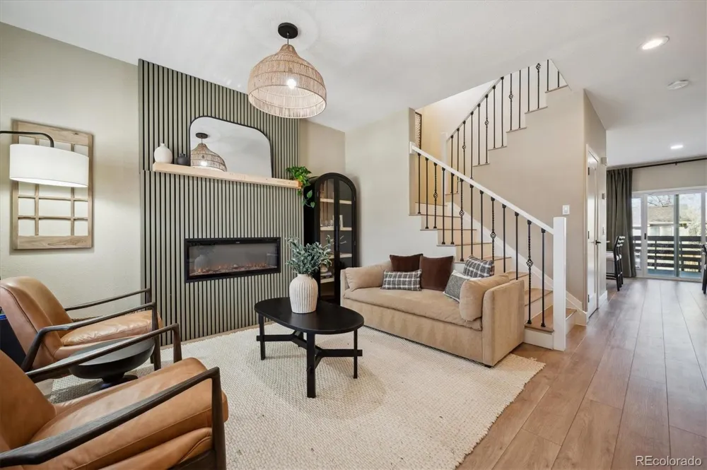 1099 Thornbury Place Highlands Ranch, CO 80129