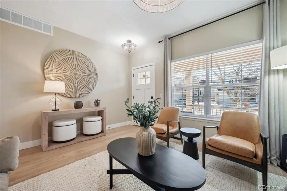 1099 Thornbury Place Highlands Ranch, CO 80129