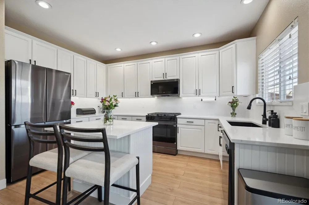 1099 Thornbury Place Highlands Ranch, CO 80129