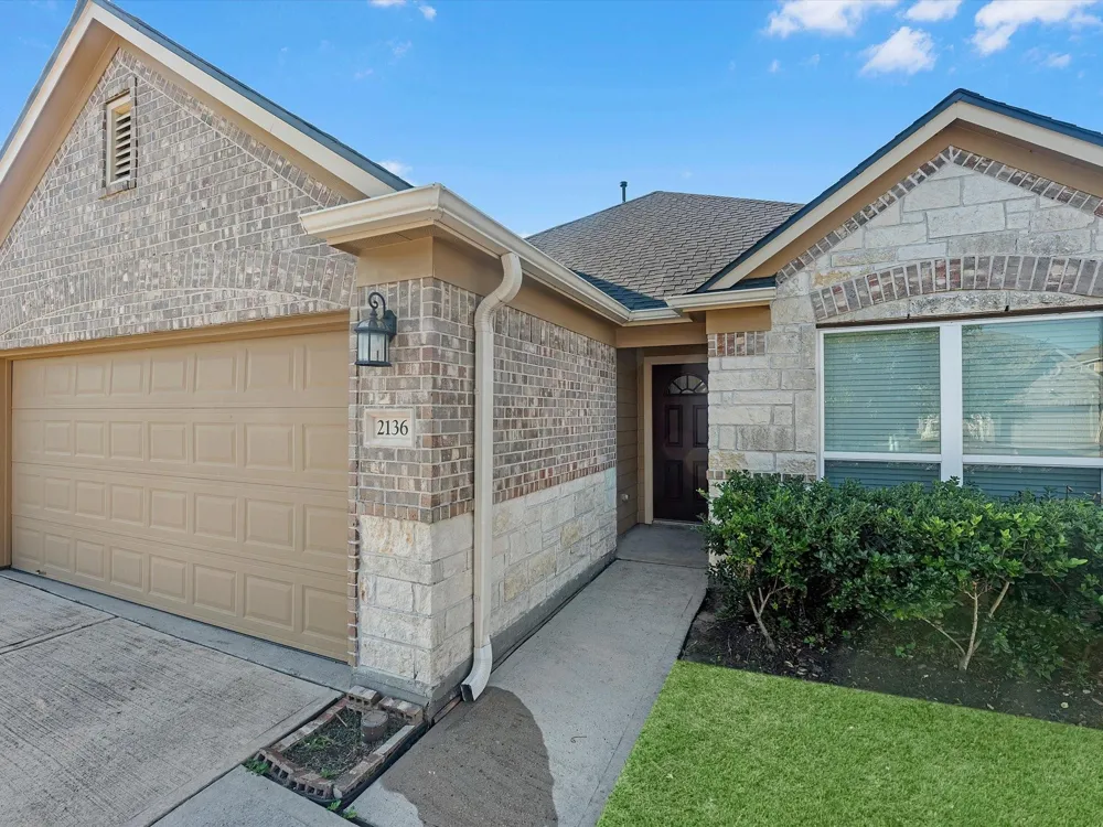 2136 Pacific Loon Lane Conroe, TX 77385
