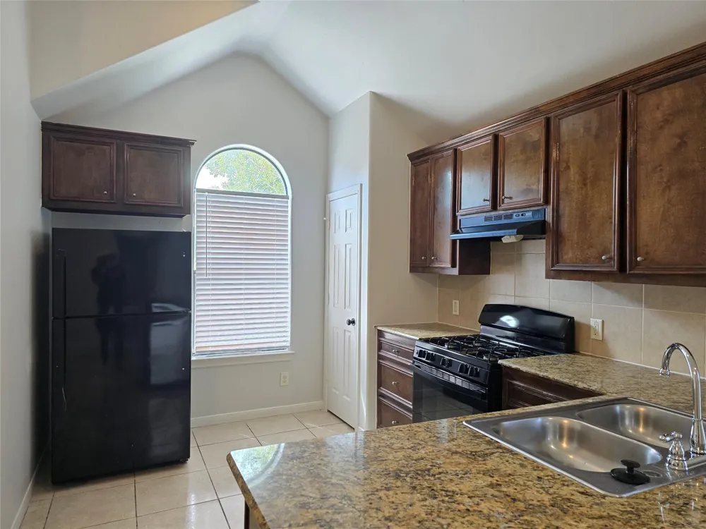 4405 Brinkley Street Houston, TX 77051