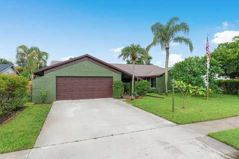 5104 Candlewood Court