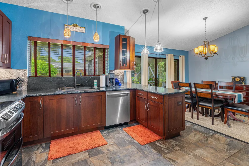 5104 Candlewood Court Lake Worth, FL 33467