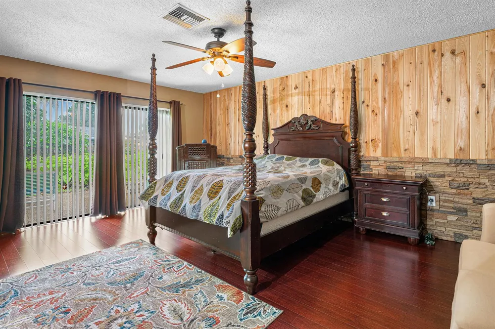 5104 Candlewood Court Lake Worth, FL 33467