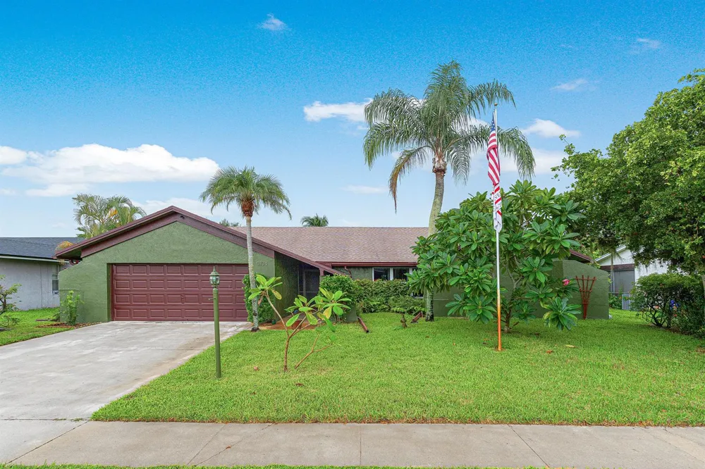5104 Candlewood Court Lake Worth, FL 33467