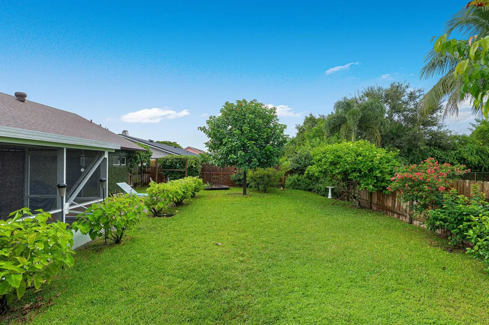 5104 Candlewood Court Lake Worth, FL 33467