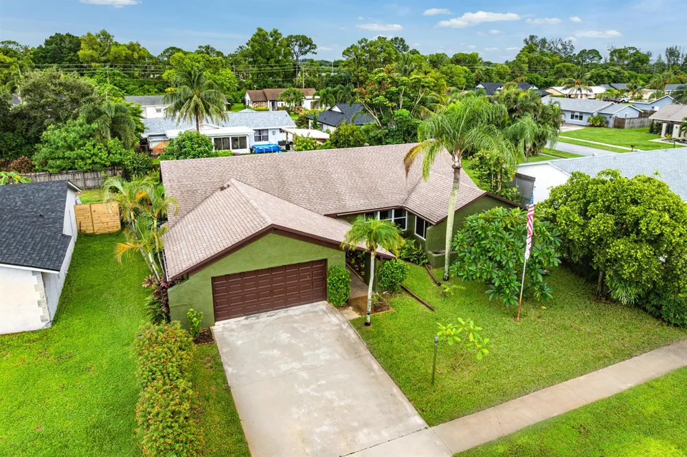 5104 Candlewood Court Lake Worth, FL 33467
