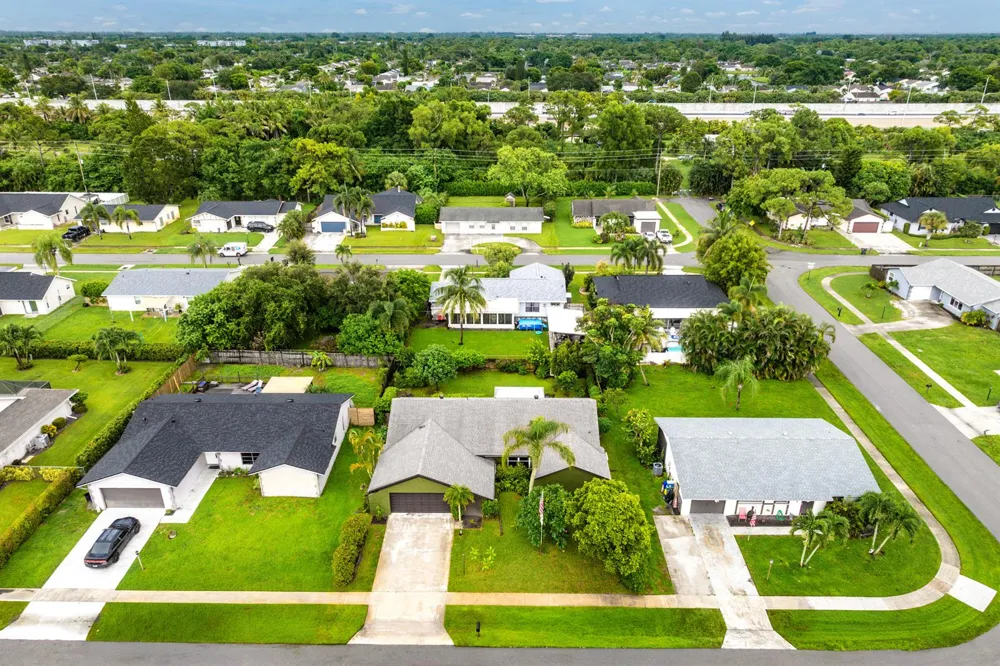 5104 Candlewood Court Lake Worth, FL 33467