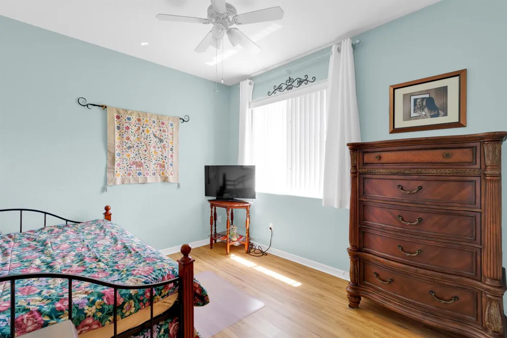 6208 Thames Place Vero Beach, FL 32966