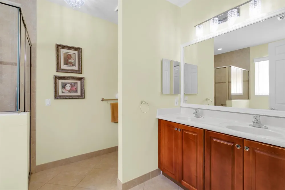 6208 Thames Place Vero Beach, FL 32966