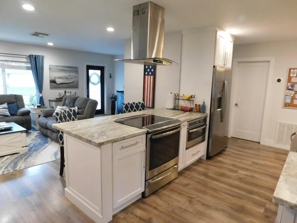 6604 NW 93RD AVENUE Tamarac, FL 33321