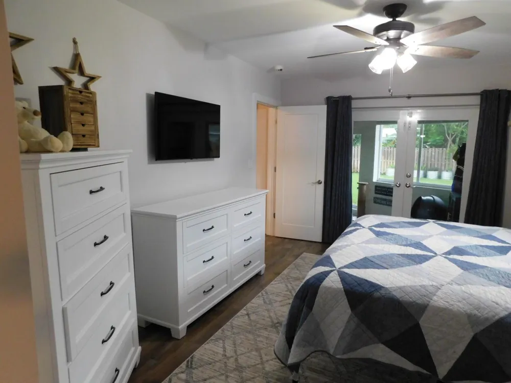 6604 NW 93RD AVENUE Tamarac, FL 33321