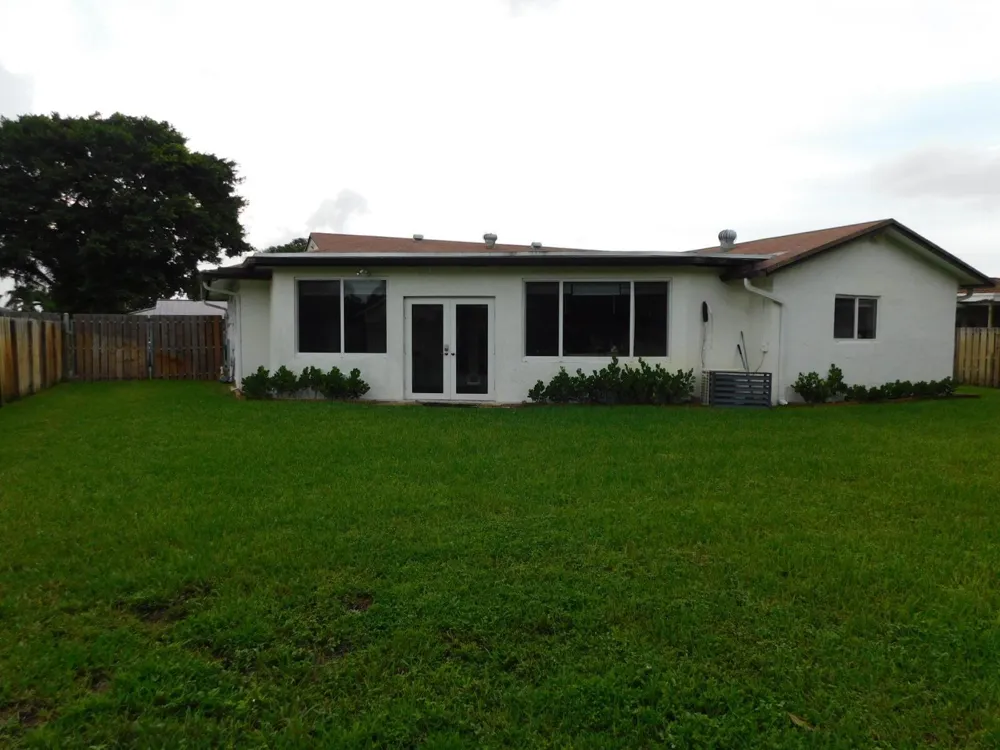 6604 NW 93RD AVENUE Tamarac, FL 33321