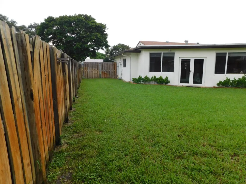 6604 NW 93RD AVENUE Tamarac, FL 33321