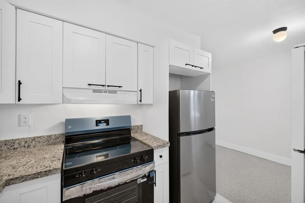 1821 MIDDLE RIVER DRIVE #7 Fort Lauderdale, FL 33305