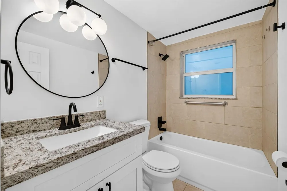 1821 MIDDLE RIVER DRIVE #7 Fort Lauderdale, FL 33305